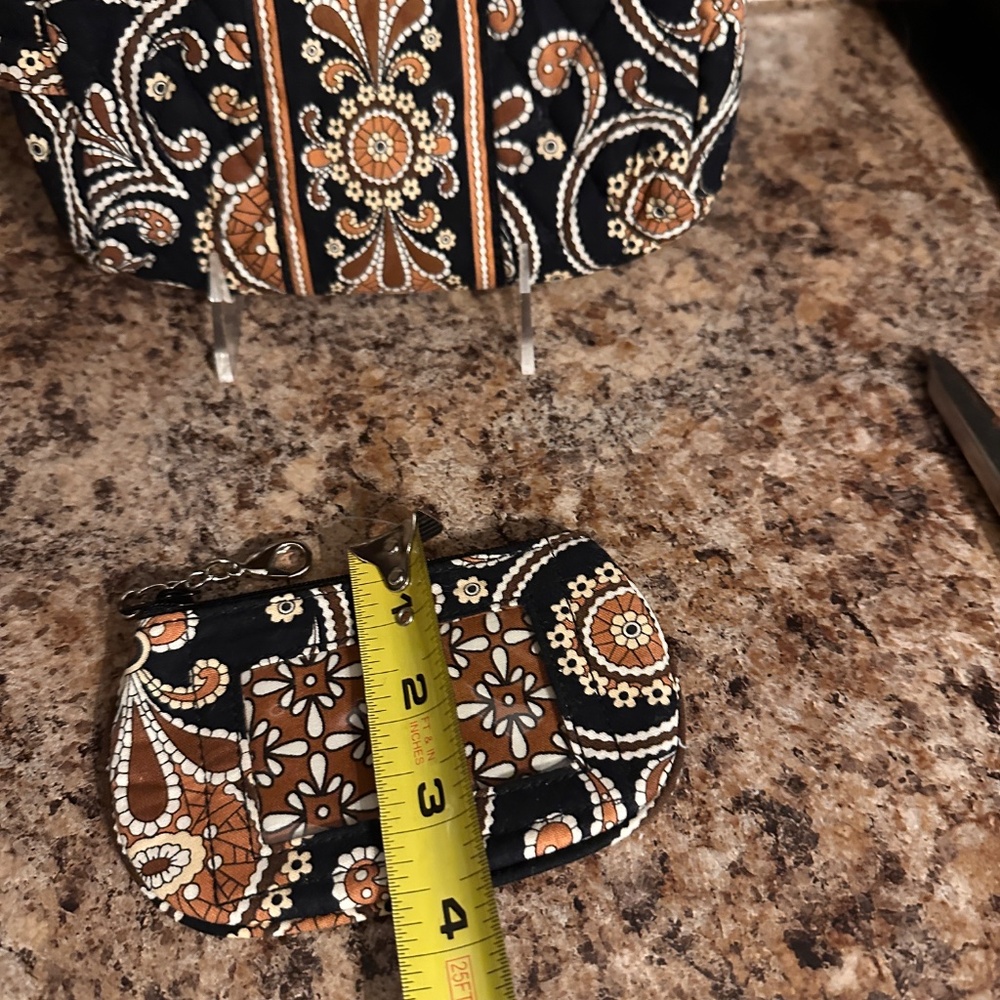 Vera Bradley RARE Zip Around Wallet Cosmetic Travel Bag Set Caffe Latte Quilted - Picture 6 of 9